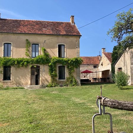 Le Presbytere - Touillon, Jacuzzi, 4 Chambres Pour 10 Extérieur photo