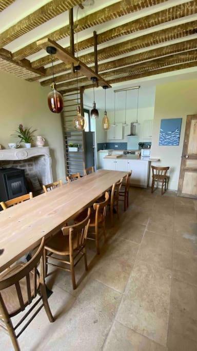 Le Presbytere - Touillon, Jacuzzi, 4 Chambres Pour 10 Extérieur photo