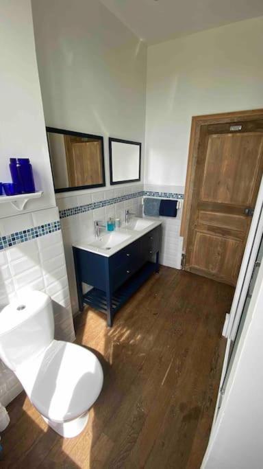 Le Presbytere - Touillon, Jacuzzi, 4 Chambres Pour 10 Extérieur photo