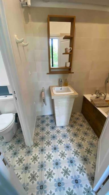 Le Presbytere - Touillon, Jacuzzi, 4 Chambres Pour 10 Extérieur photo
