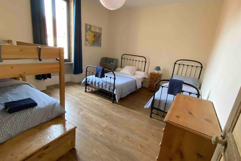 Le Presbytere - Touillon, Jacuzzi, 4 Chambres Pour 10 Extérieur photo