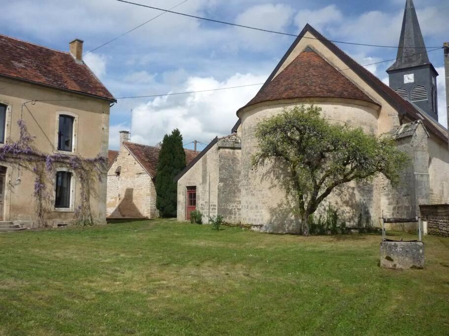 Le Presbytere - Touillon, Jacuzzi, 4 Chambres Pour 10 Extérieur photo