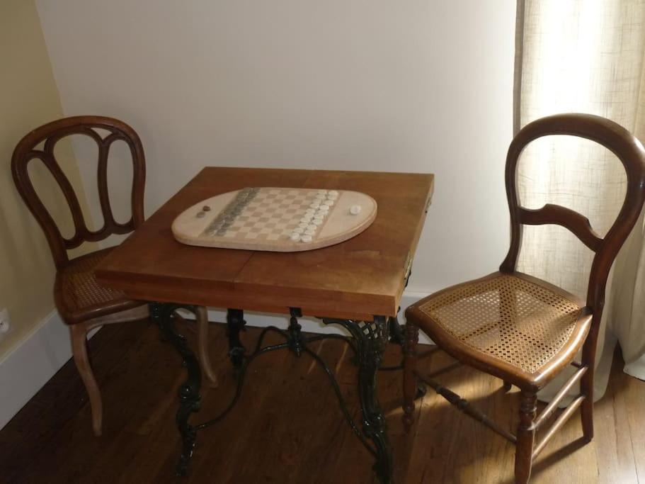 Le Presbytere - Touillon, Jacuzzi, 4 Chambres Pour 10 Extérieur photo